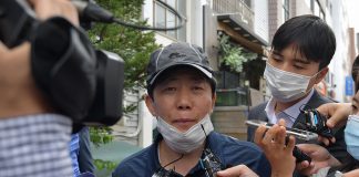 Police raid offices of defector groups over anti-NK leaflets