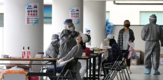 Seoul adopts three-level social distancing as virus cases rise