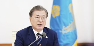 Moon requests churches’ cooperation in virus fight; Christian leaders appear unmoved