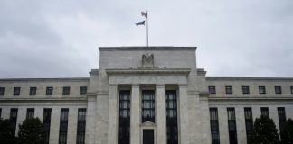 Fed to meet as Congressional deadlock stretches onward