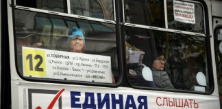 Russia holds regional polls in shadow of Navalny’s poisoning