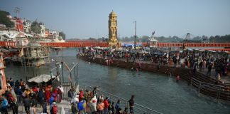 Coronavirus fails to deter India’s huge Ganges pilgrimage