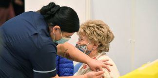 Herd immunity unlikely this year, say experts